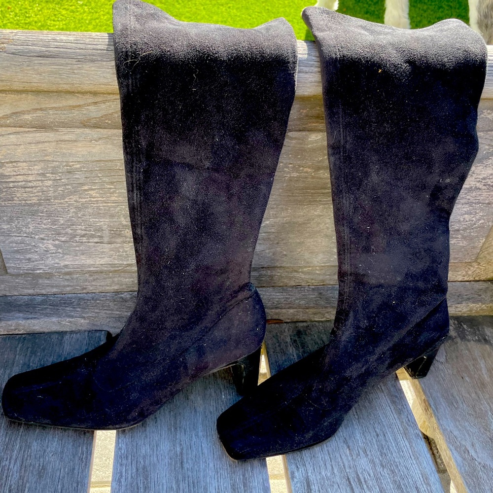Hype Henry II 2” tall stretchy suede boots uppers with leather soles.